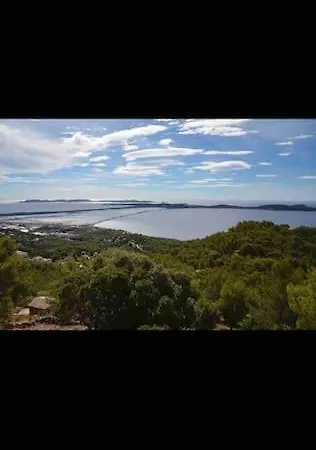 Grand T2 Sur La Presqu'ile De Giens Апартаменты *